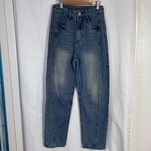 Horseshoe Barrel Leg Jeans Light Wash High Waist XS, fits like 0/2